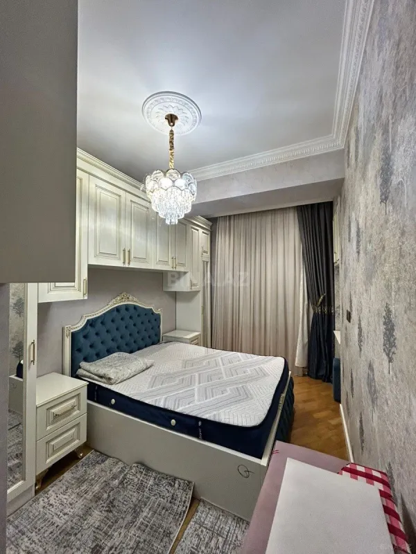 Kirayə verilir 2 otaqlı mənzil 70 m²