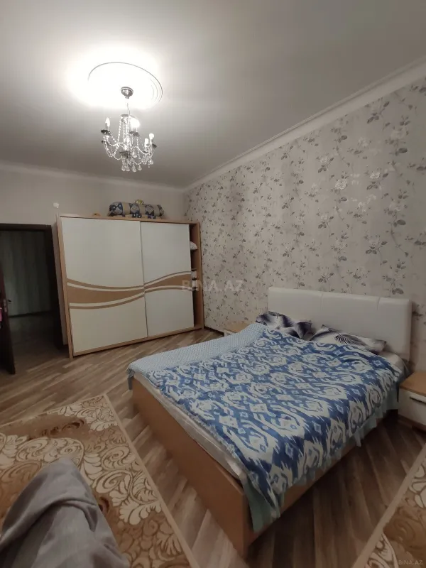 Kirayə verilir 3 otaqlı mənzil 150 m²
