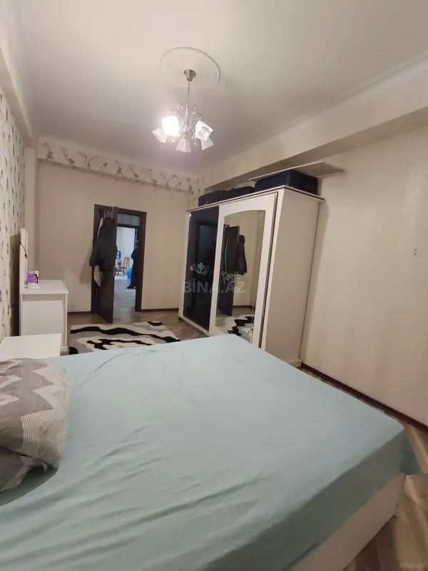 Kirayə verilir 3 otaqlı mənzil 150 m²