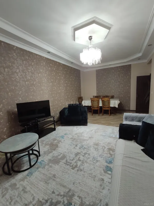 Kirayə verilir 3 otaqlı mənzil 150 m²