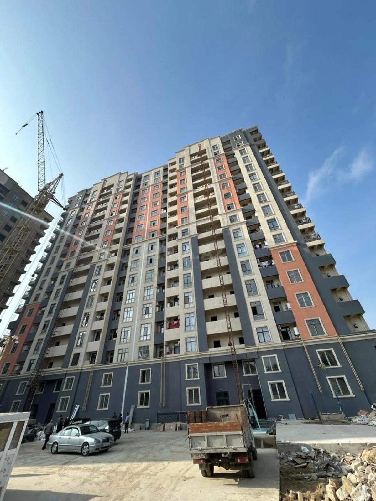 Satılır 3 otaqlı mənzil 86.3 m²