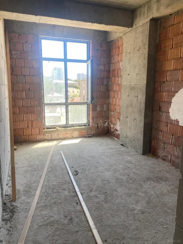 Satılır 3 otaqlı mənzil 86.3 m²