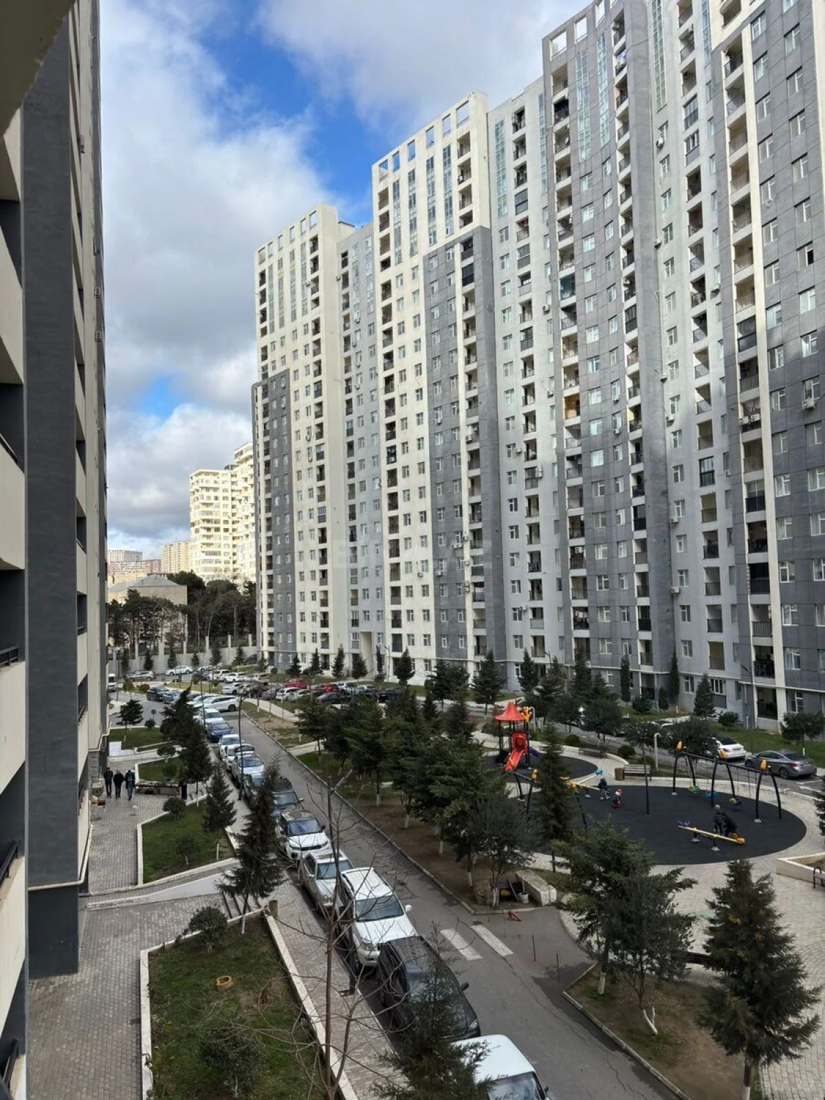 Satılır 2 otaqlı mənzil 50 m²