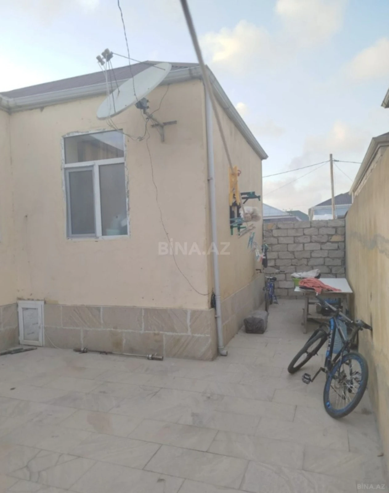 Satılır 3 otaqlı həyət evi 65 m²