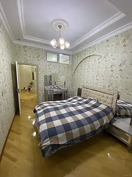 Kirayə verilir 2 otaqlı mənzil 70 m²