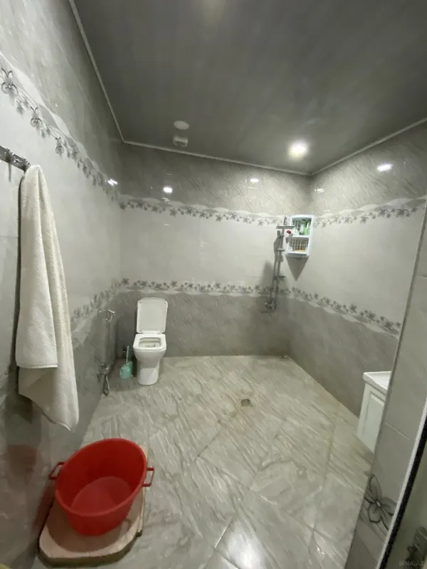 Kirayə verilir 2 otaqlı mənzil 70 m²