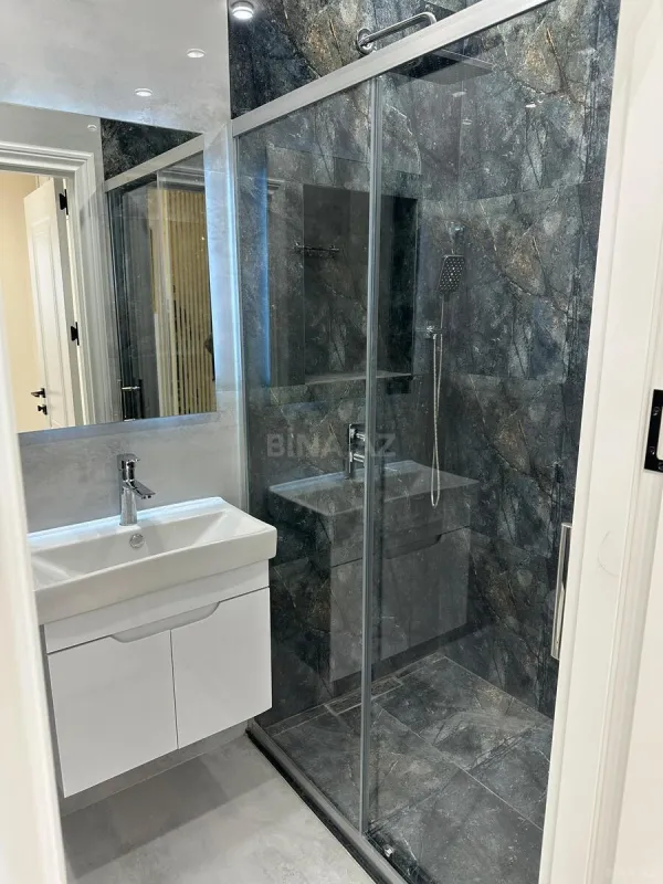 Satılır 3 otaqlı mənzil 101 m²