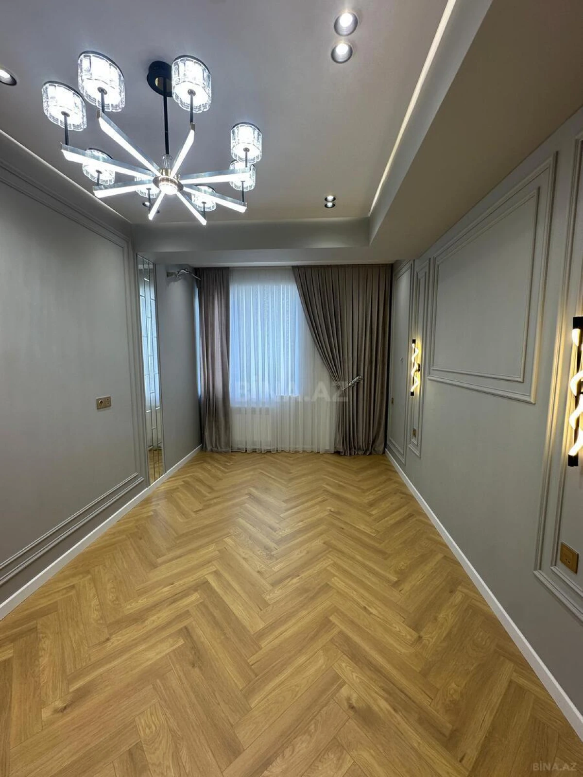 Satılır 3 otaqlı mənzil 101 m²