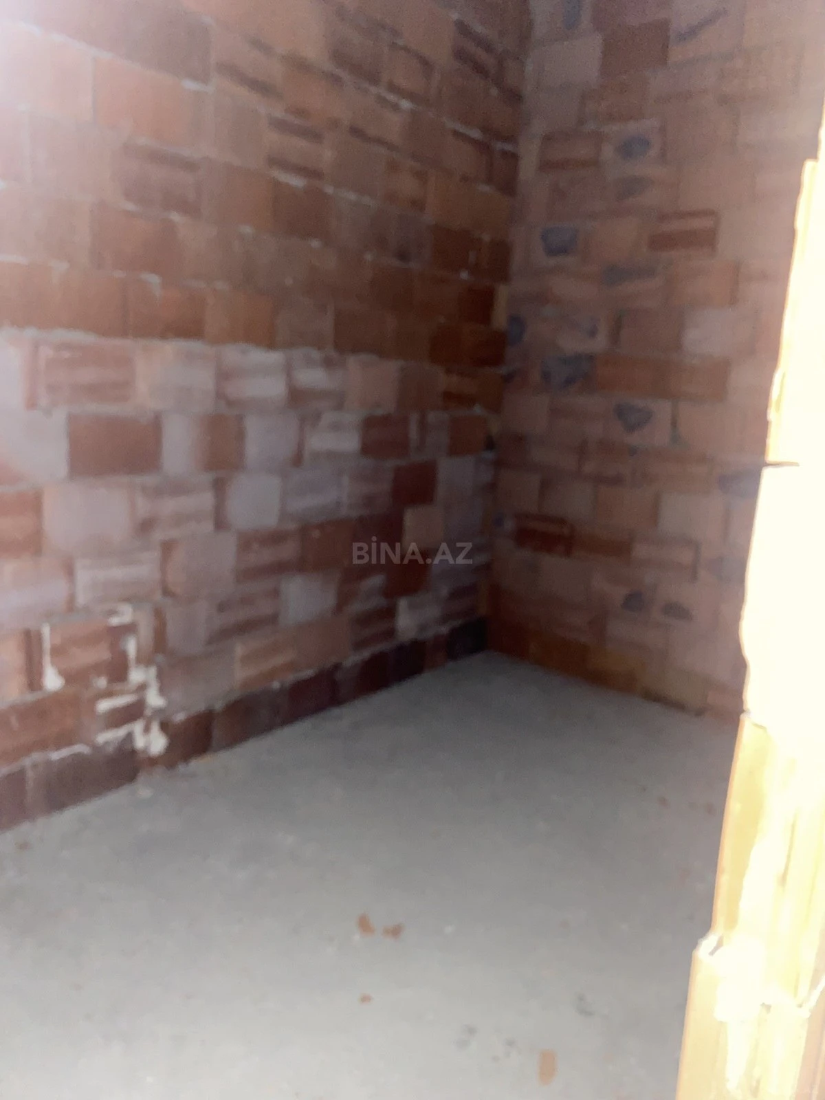 Satılır 3 otaqlı mənzil 108 m²