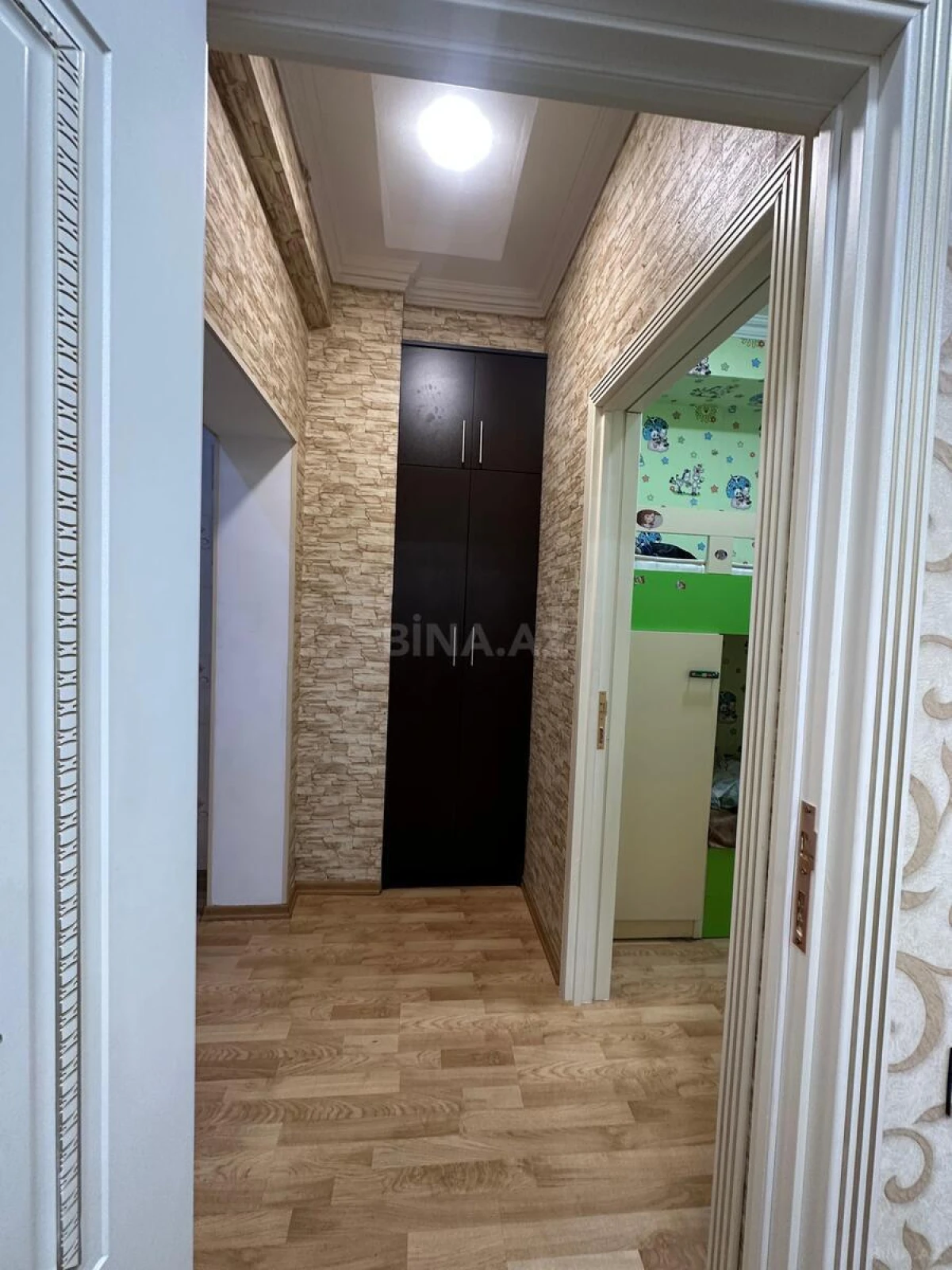 Satılır 3 otaqlı mənzil 77 m²