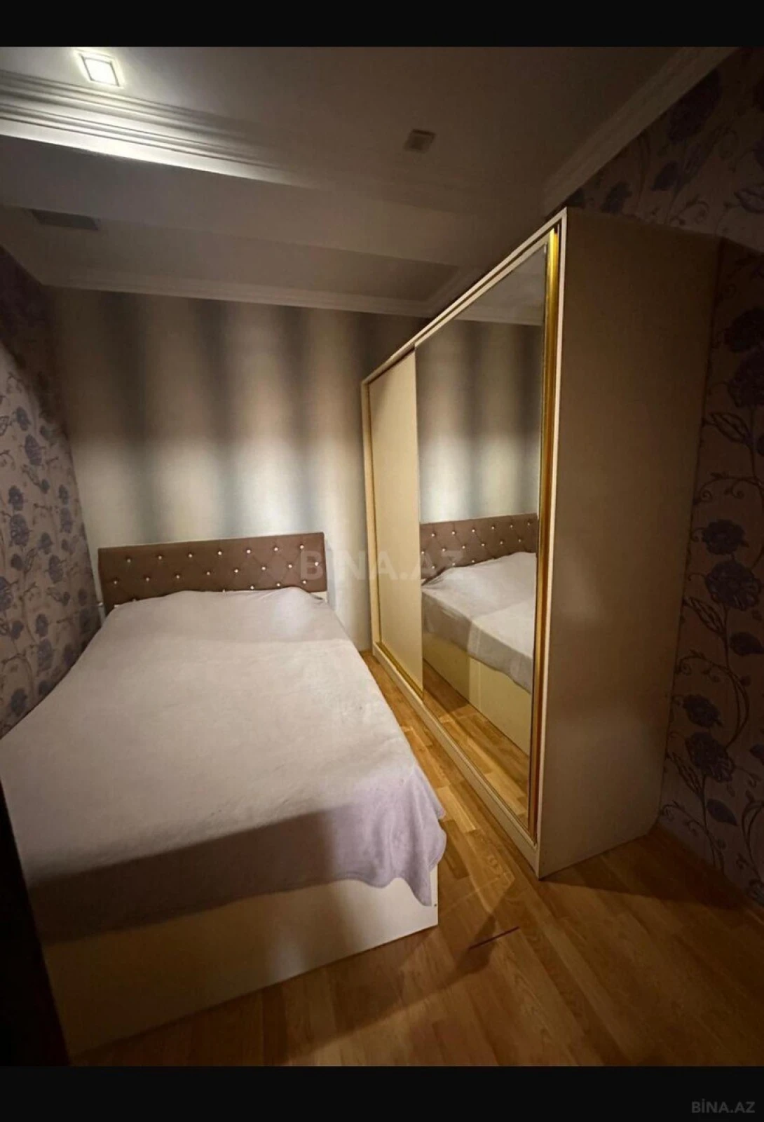 Satılır 3 otaqlı mənzil 77 m²