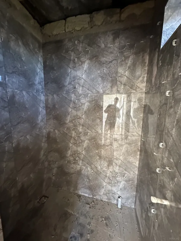 Satılır 4 otaqlı həyət evi 130 m²