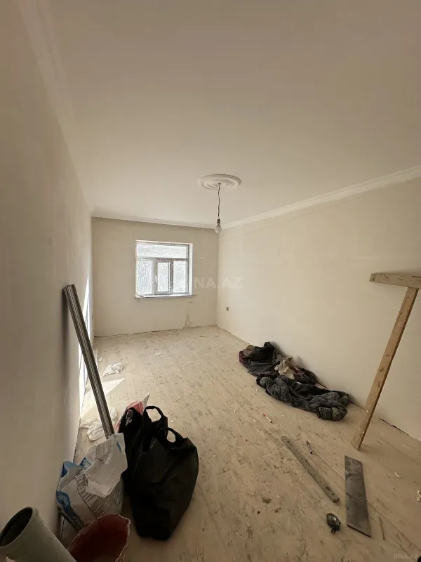 Satılır 4 otaqlı həyət evi 130 m²