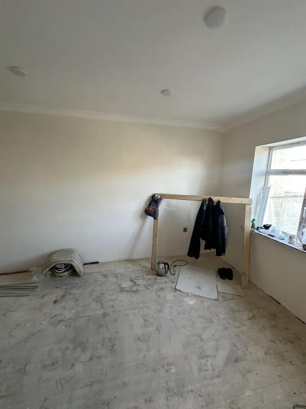 Satılır 4 otaqlı həyət evi 130 m²