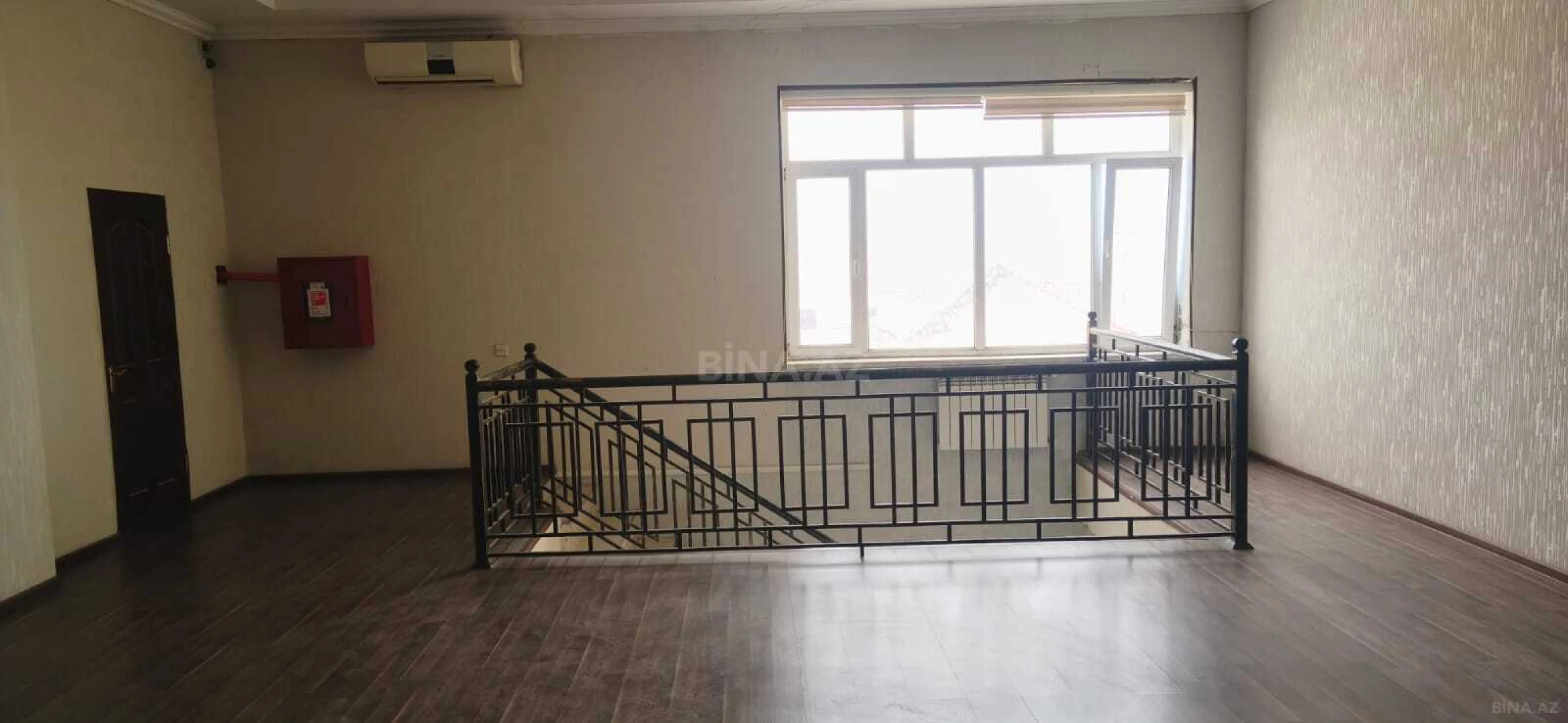 Satılır obyekt 3700 m²