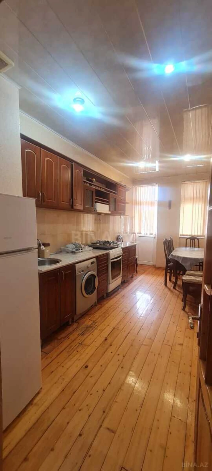 Kirayə verilir 3 otaqlı mənzil 120 m²