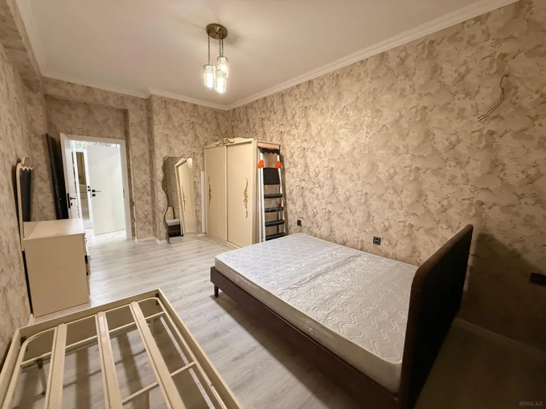 Kirayə verilir 2 otaqlı mənzil 70 m²