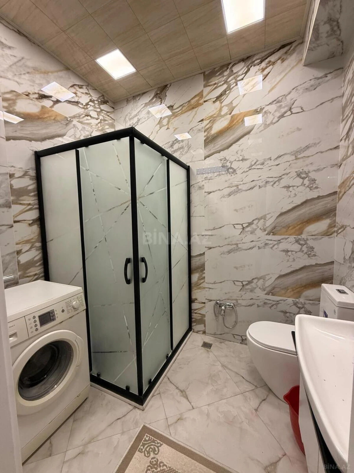 Kirayə verilir 2 otaqlı mənzil 70 m²