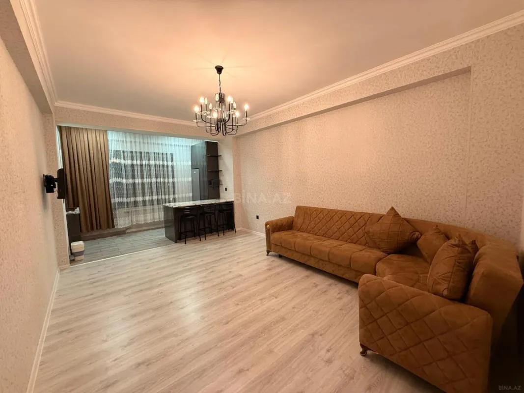Kirayə verilir 2 otaqlı mənzil 70 m²