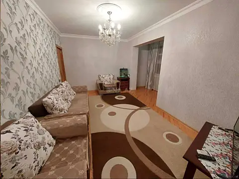 Satılır 4 otaqlı mənzil 100 m²