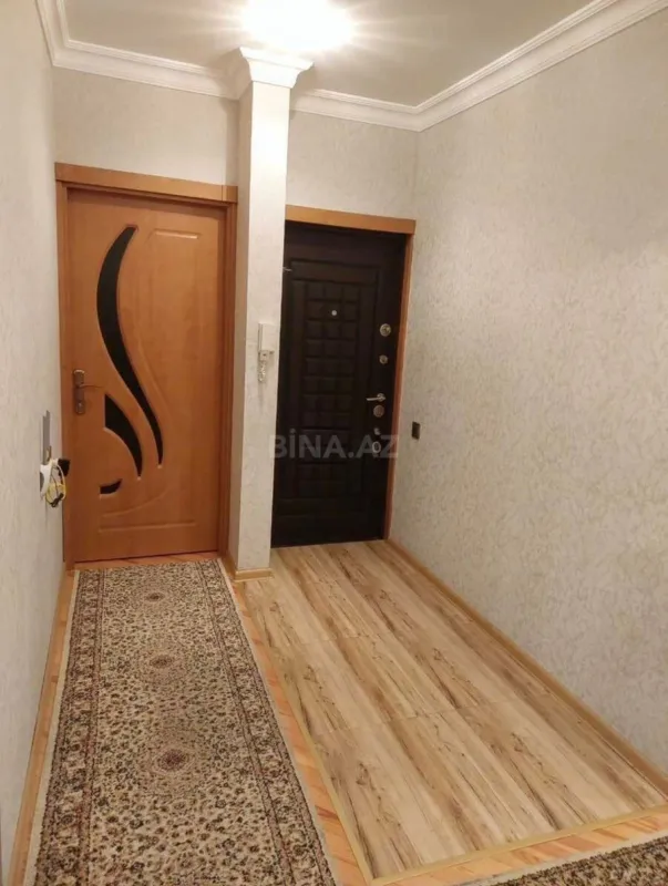 Satılır 4 otaqlı mənzil 100 m²