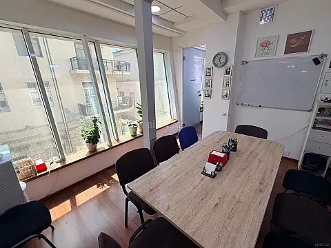 Kirayə verilir obyekt 13 m²