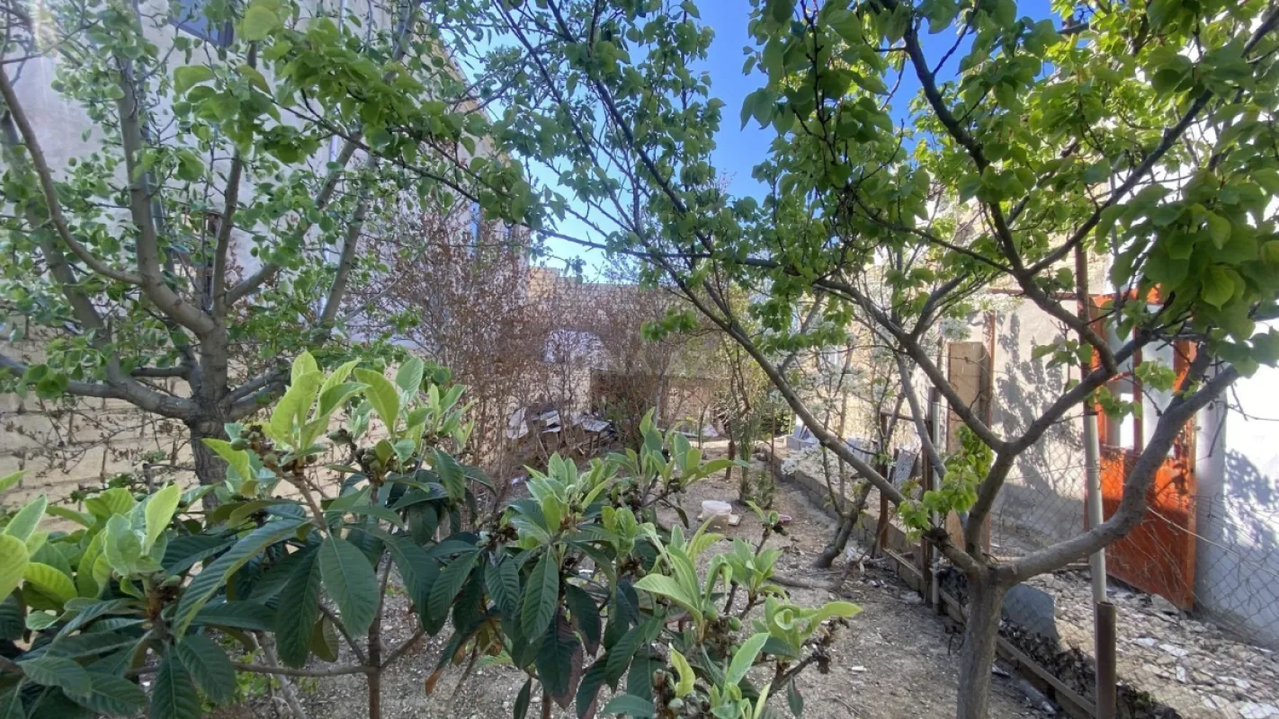 Satılır 4 otaqlı həyət evi 132 m²
