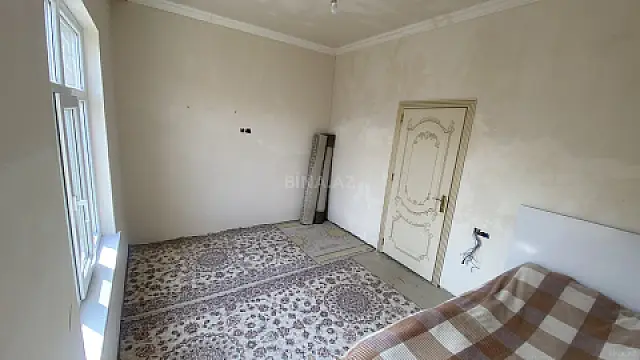 Satılır 4 otaqlı həyət evi 132 m²