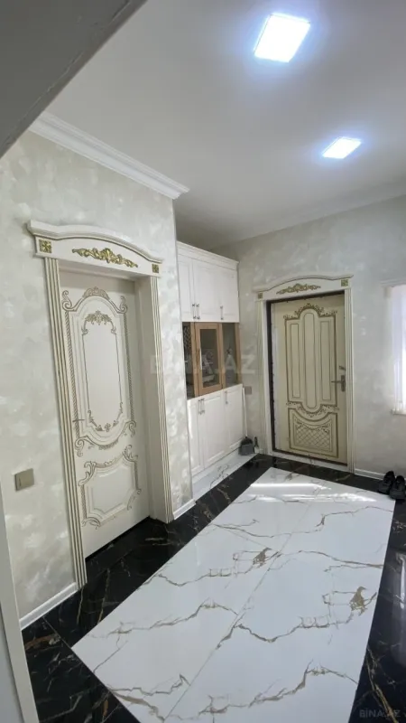Satılır 4 otaqlı həyət evi 132 m²