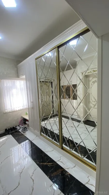 Satılır 4 otaqlı həyət evi 132 m²
