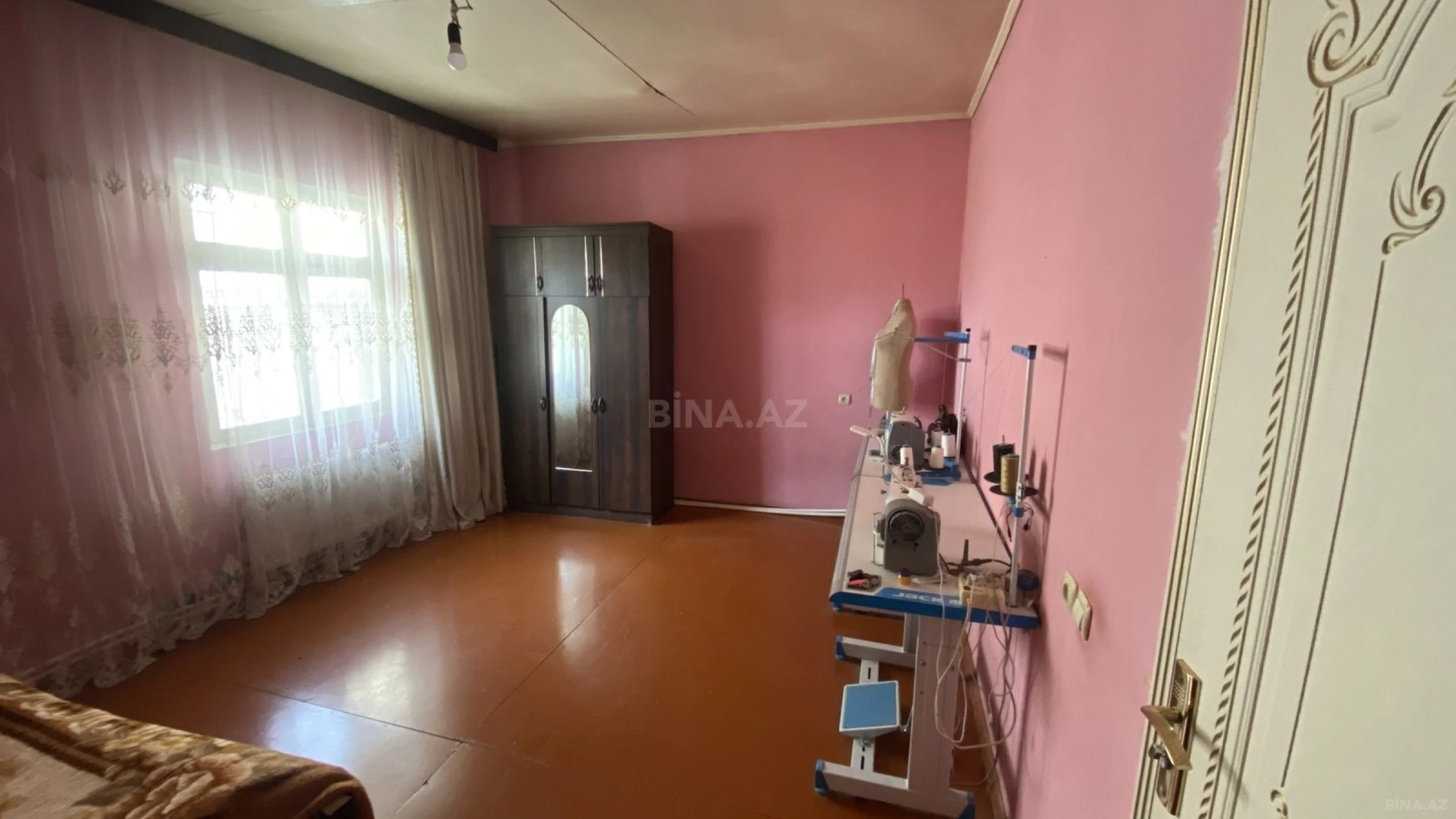 Satılır 4 otaqlı həyət evi 132 m²