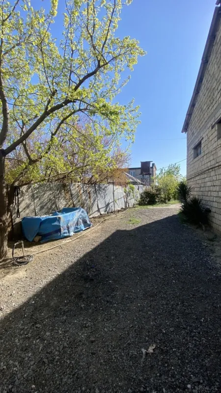 Satılır 4 otaqlı həyət evi 132 m²