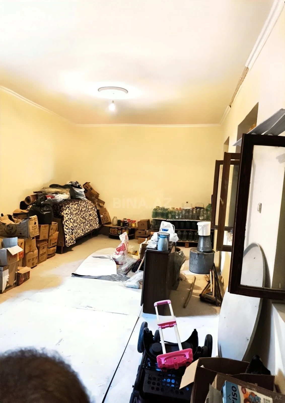 Satılır 5 otaqlı həyət evi 200 m²