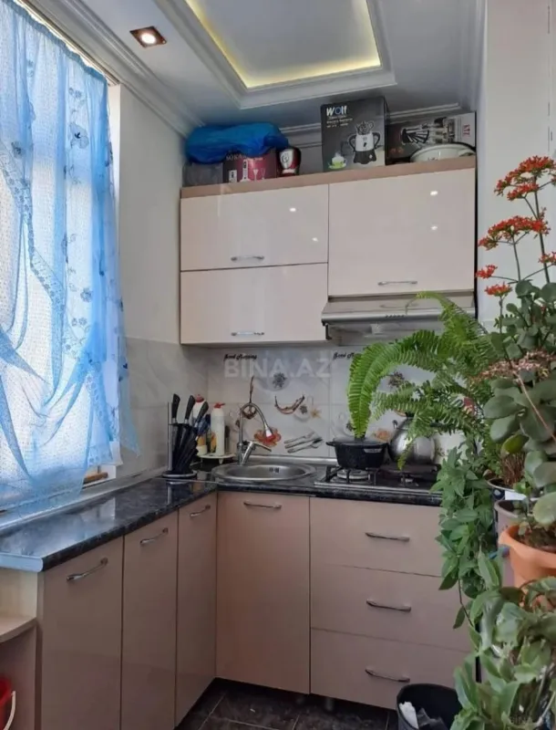 Kirayə verilir 3 otaqlı mənzil 50 m²
