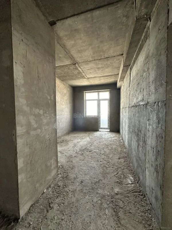 Satılır 3 otaqlı mənzil 111 m²