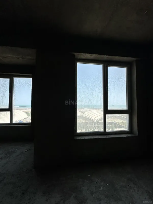 Satılır 3 otaqlı mənzil 111 m²