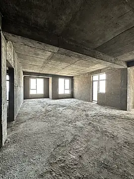 Satılır 3 otaqlı mənzil 111 m²