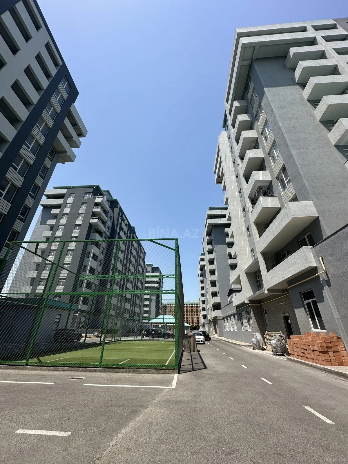 Satılır 3 otaqlı mənzil 111 m²