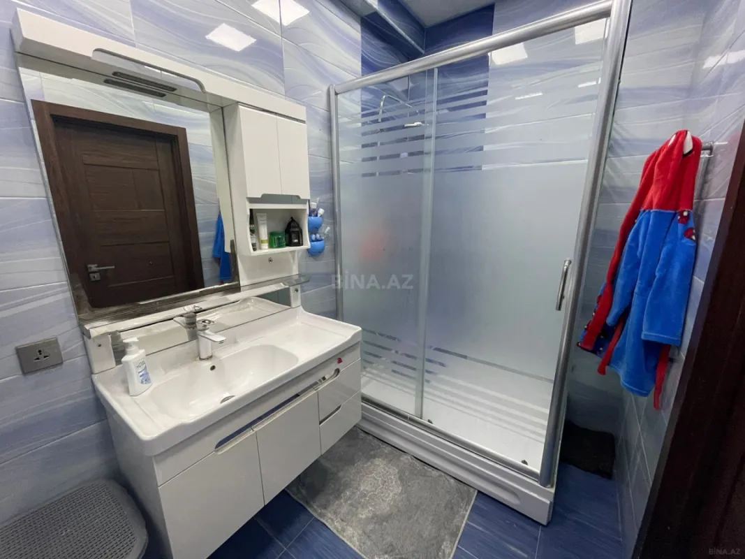 Kirayə verilir 3 otaqlı mənzil 120 m²