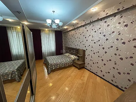 Kirayə verilir 3 otaqlı mənzil 120 m²