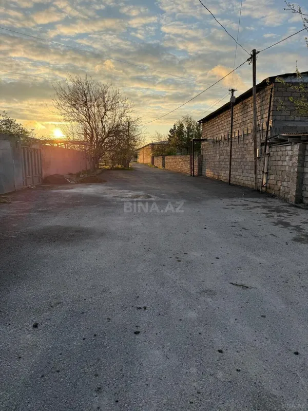 Satılır 8 otaqlı həyət evi 288 m²