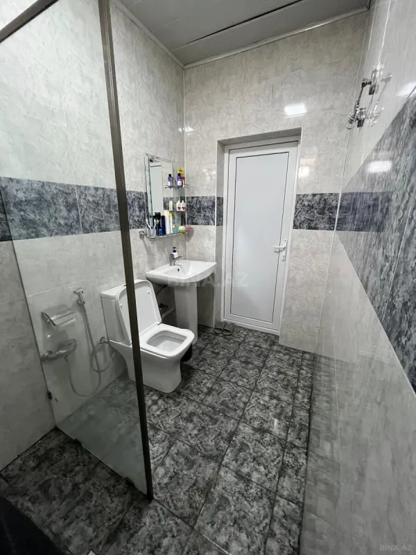 Satılır 8 otaqlı həyət evi 288 m²