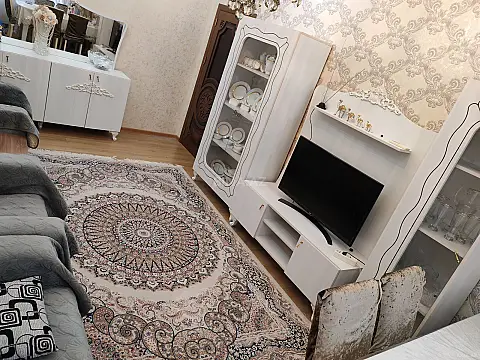 Satılır 2 otaqlı mənzil 70 m²