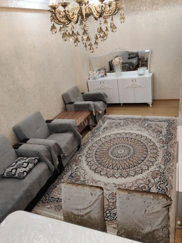 Satılır 2 otaqlı mənzil 70 m²