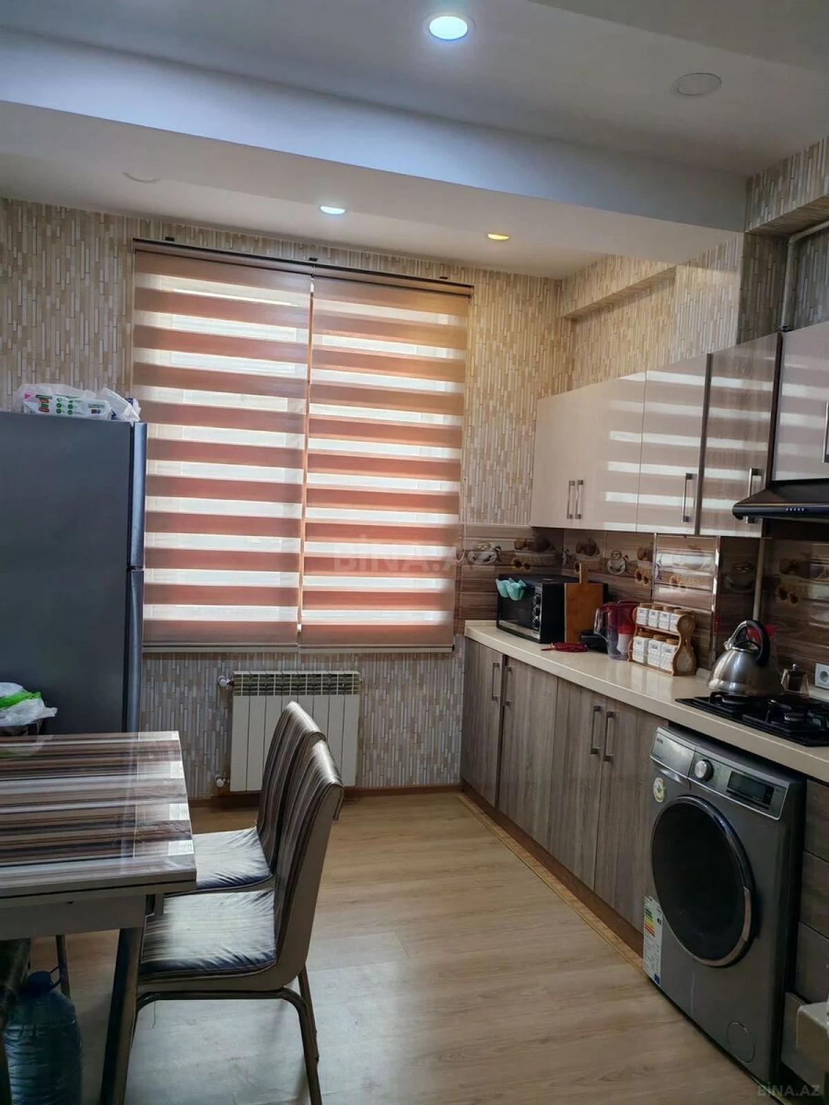 Satılır 2 otaqlı mənzil 70 m²