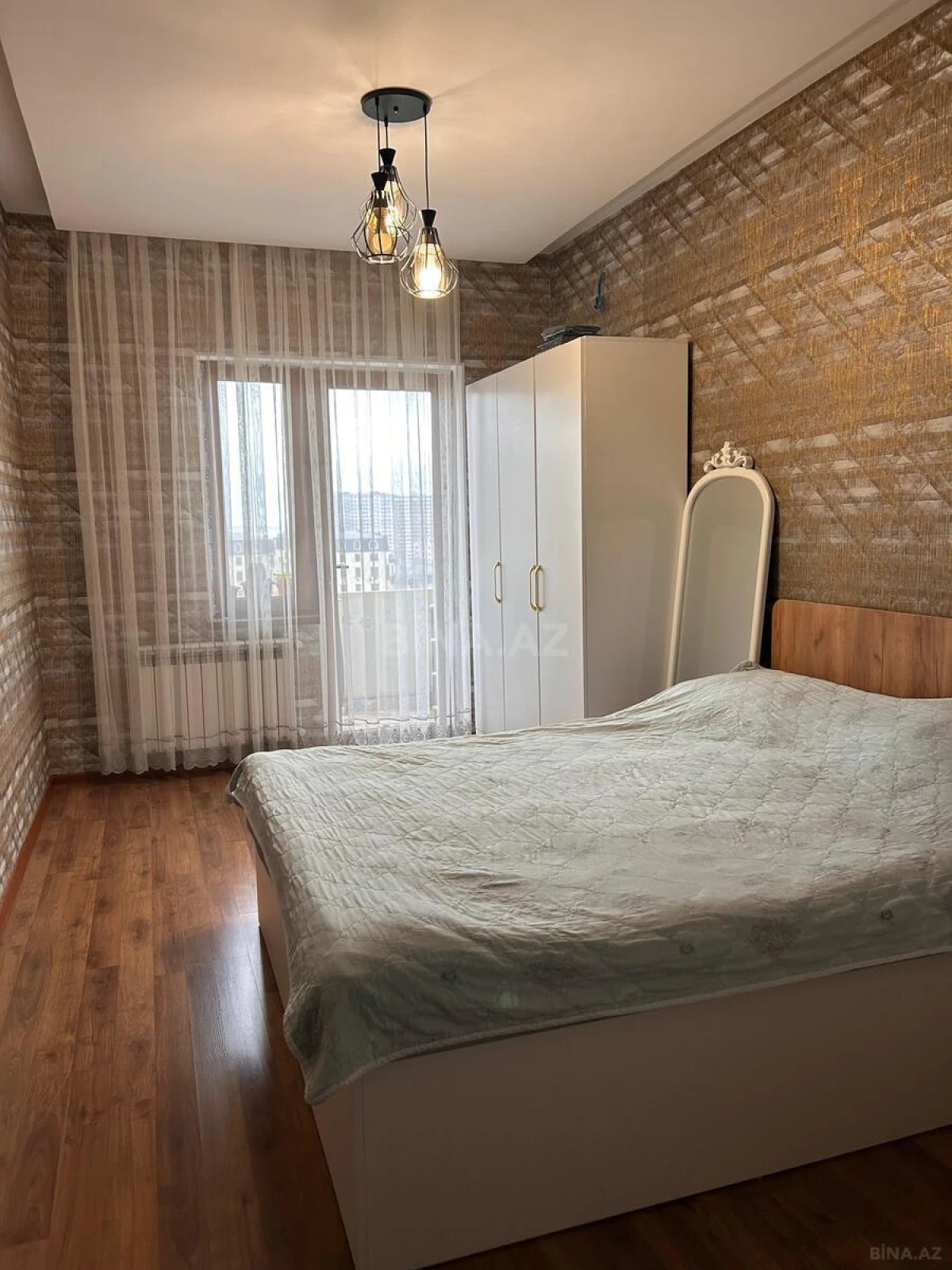Satılır 2 otaqlı mənzil 56.7 m²
