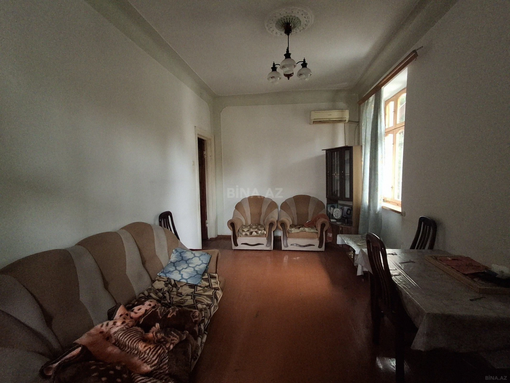 Satılır 2 otaqlı mənzil 52 m²