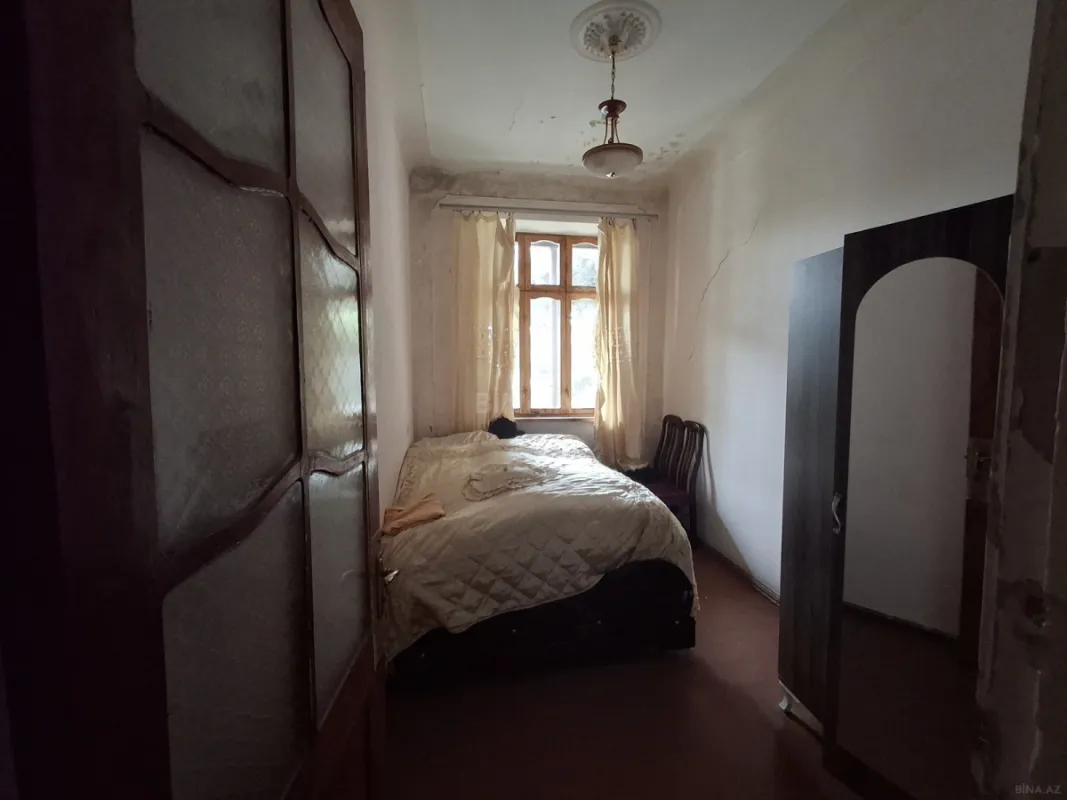 Satılır 2 otaqlı mənzil 52 m²