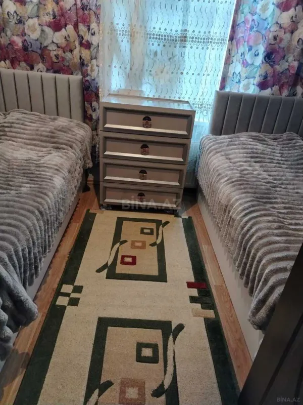 Satılır 4 otaqlı mənzil 90 m²