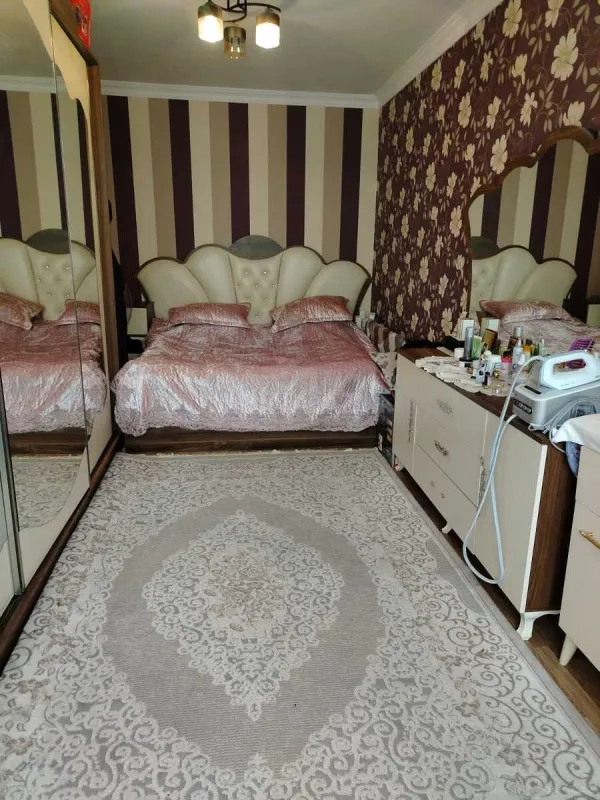 Satılır 4 otaqlı mənzil 90 m²